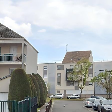 Evasion Romantique Avec Jacuzzi Savigny-le-Temple Exterior photo
